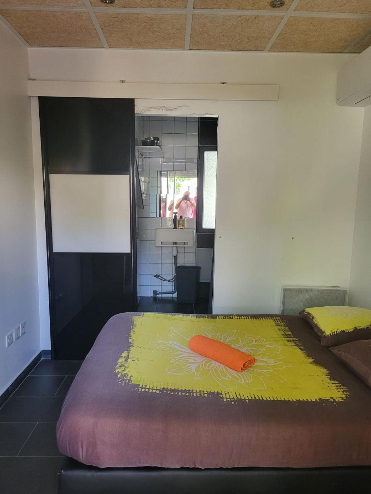 Maison Cosy - 4 Chambres Doubles Бержерак Екстериор снимка